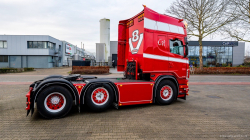 20260201-Tom-Holding-00012